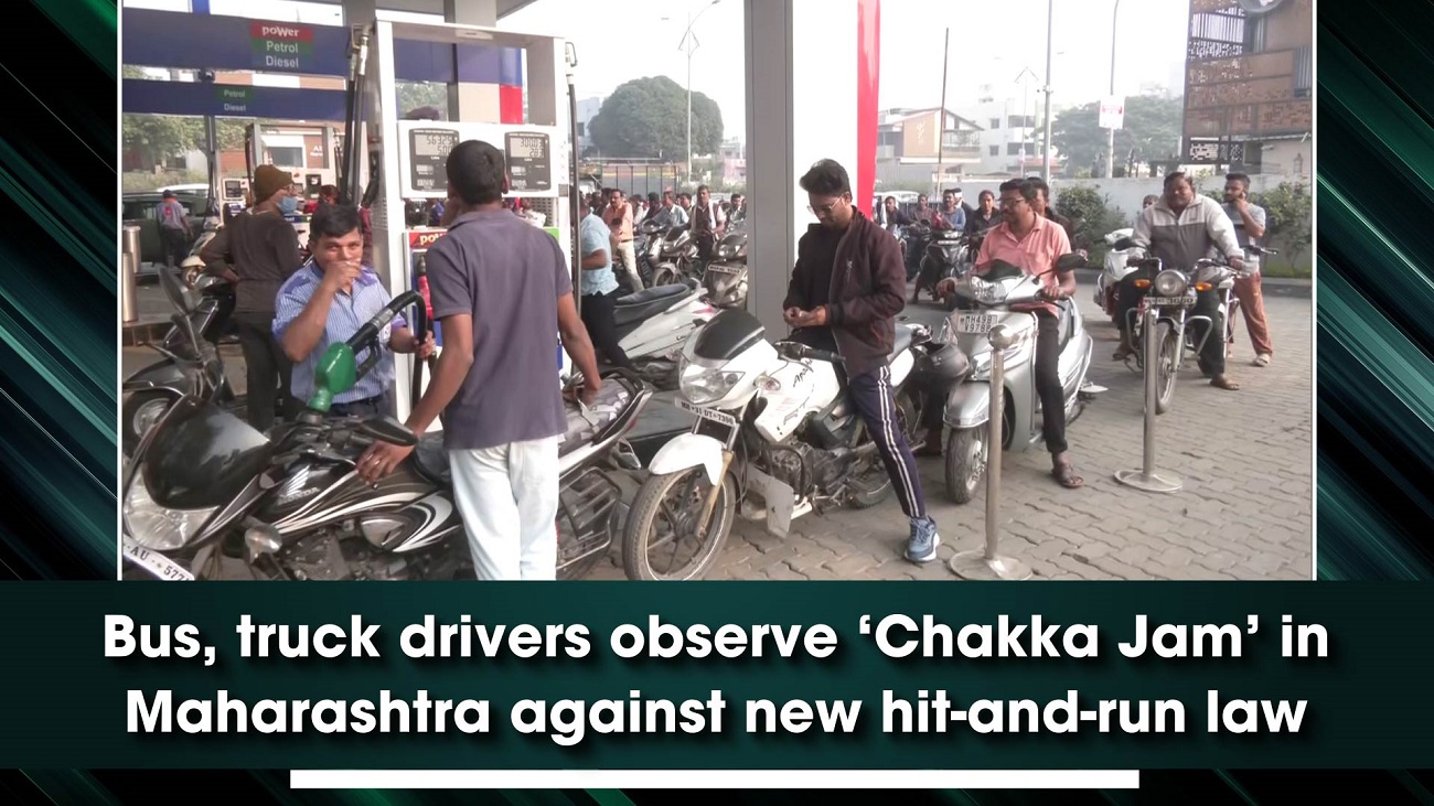 Bus, truck drivers observe `Chakka Jam` in Maharashtra against new hit-and-run law